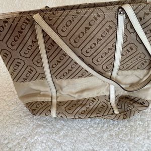 coach hand bag